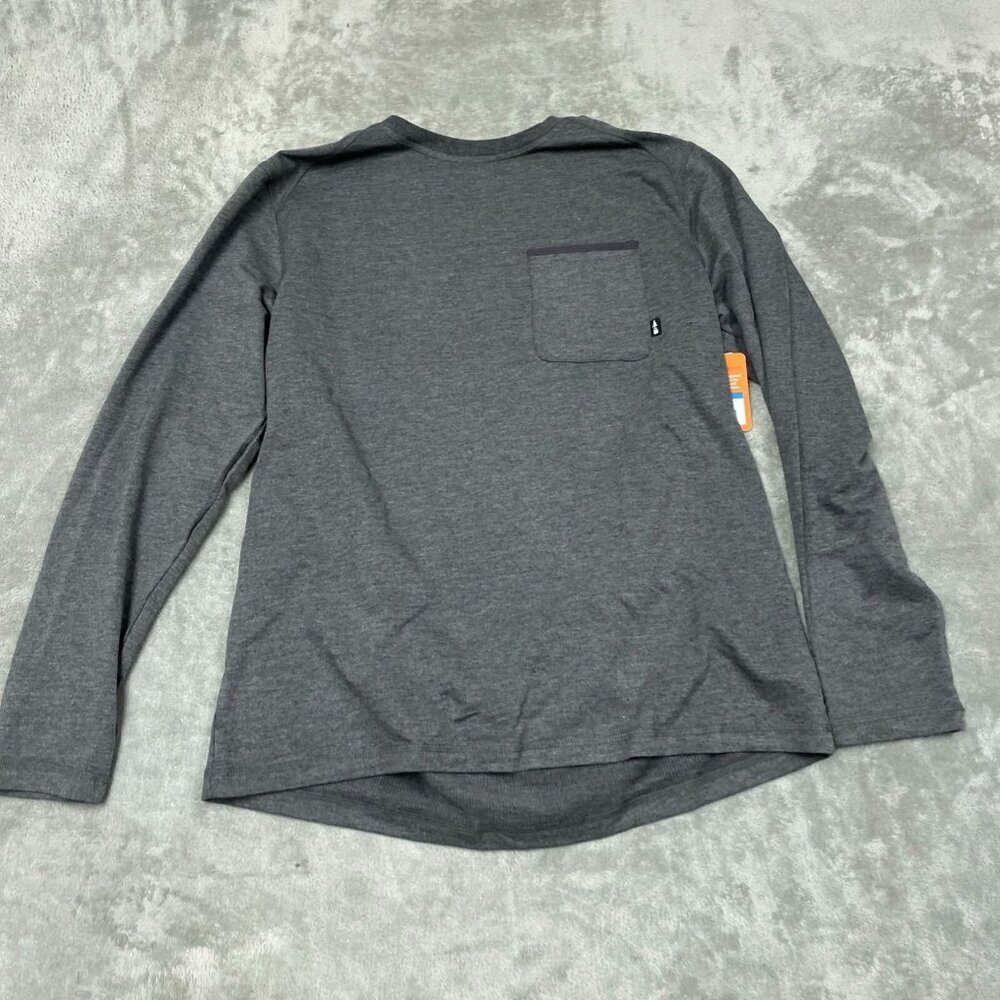 Bass Outdoor Mens Long Sleeve Crewneck Shirt With Pocket XL  NWT 6285